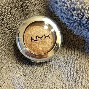 BOGO 1/2 off - NYX eyeshadow